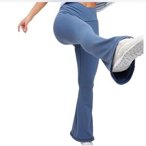 Aerie High Waisted Crossover Flare Legging in Blue, size Medium